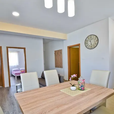 Apartamento Mica *