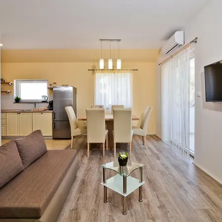 Apartamento Mica *