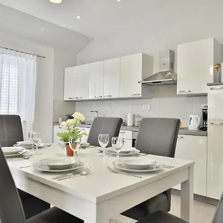 Apartamento Mica