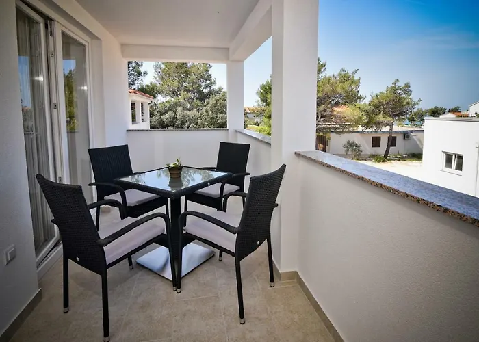 Mica Apartamento Vrsi