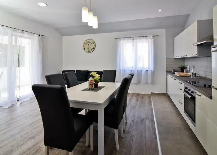 Mica Appartement Vrsi